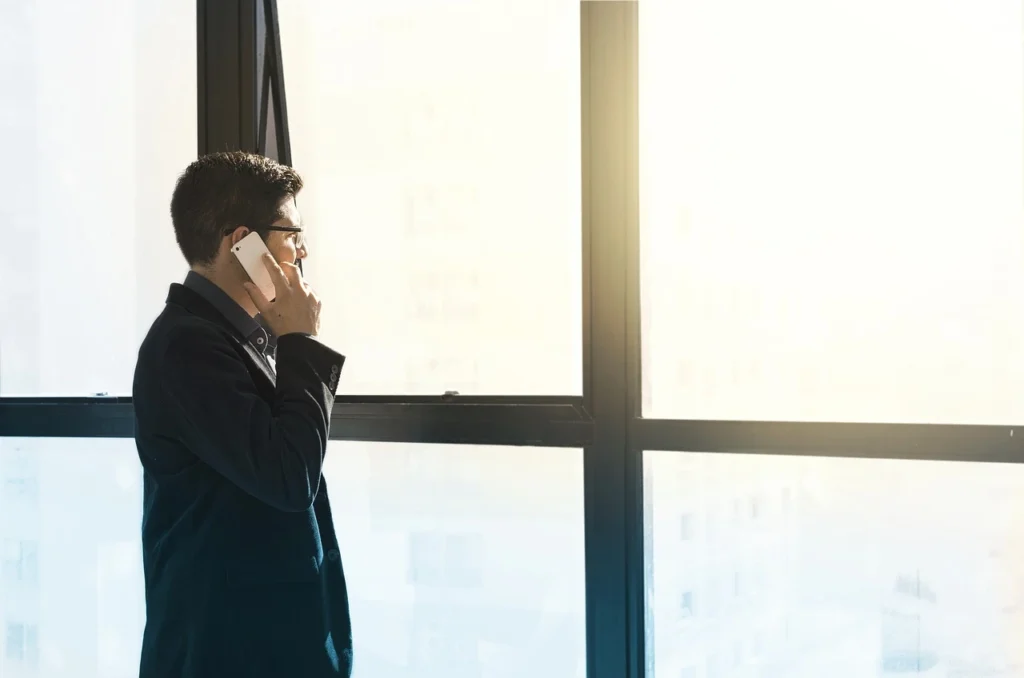 Cold Calling in 2024: Facts, Tips, and Best Practices