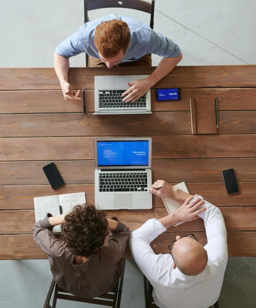 pexels-fauxels-3184319